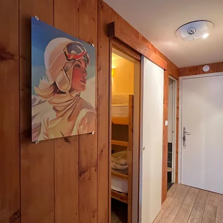Apartment Dernier Etage Avec Vue Sur Les Montagnes Emplacement Exceptionnel Au Coeur De Aux Pieds Prestations Incluses
